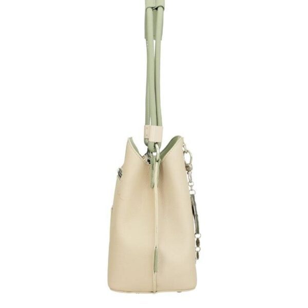 Bolso ANEKKE · Bandolera mediana · Triple compartimentos · Con asa de mano · Coleccion Alma