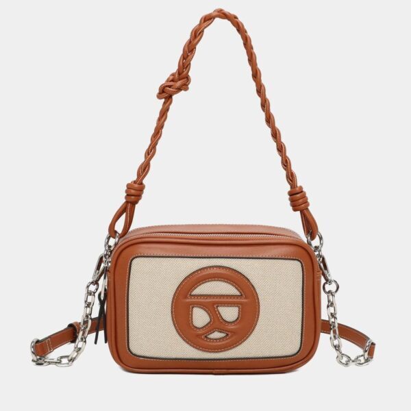Bolso BINNARI · Bandolera mediana · Doble compartimento · Color Cuero · Coleccion Esla