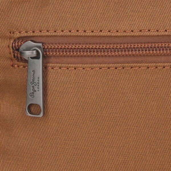 Bolso Pepe Jeans · Bandolera mediana · Doble compartimento · Coleccion Biker · Color Marrón claro